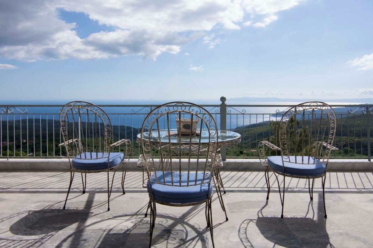 Villa The Balcony Of Mani Tseria Exterior foto